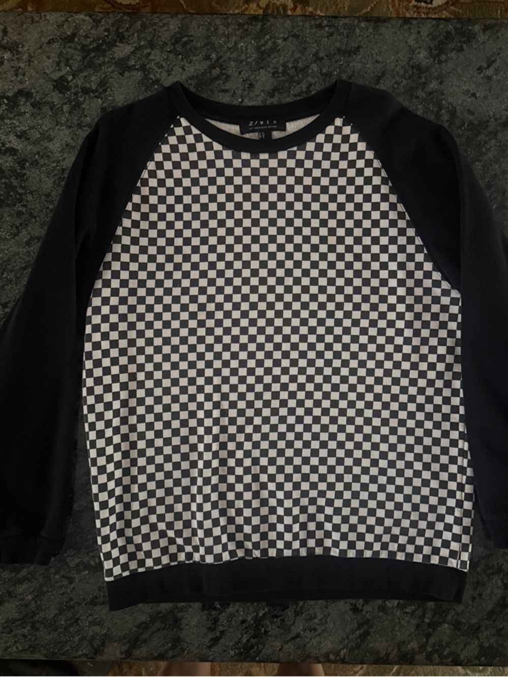 21 Men brand Men’s Black and White Checkerboard Raglan Crewneck Sweatshirt, XL